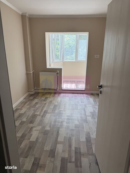 Apartament 3 camere 74mp Metrou Aparatorii Patriei